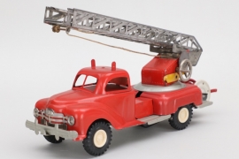 GAMA - Feuerwehrauto mit Drehleiter