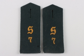 Heer Shoulder straps for EM of Kavallerie Schützen Regiment 7