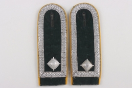 Heer shoulder straps for a Wachtmeister of Kavallerie