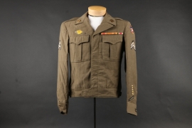 USA - WWII USAAF 7th Air Force Ike Jacket