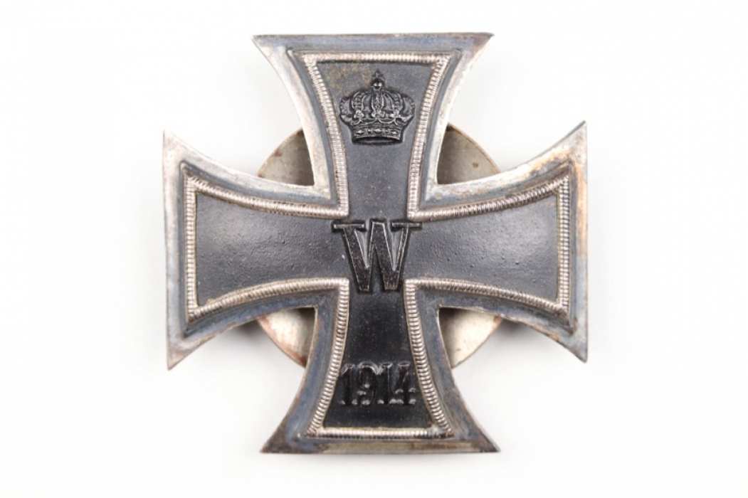 1914 Iron Cross 1st Class on screw-back - 900