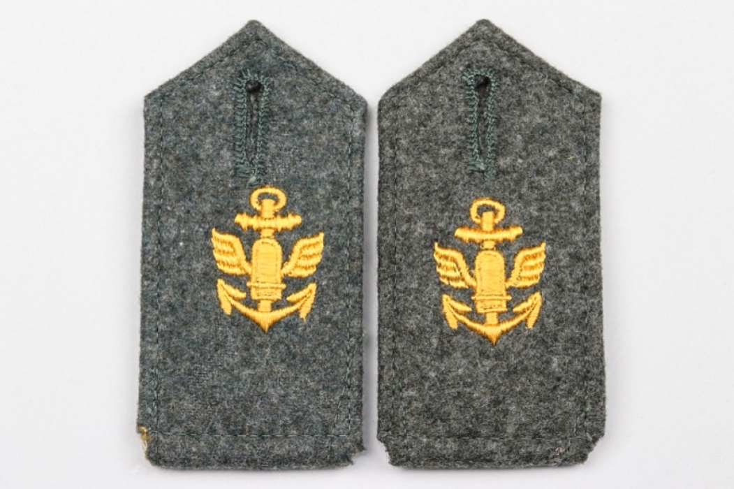 Kriegsmarine Coastal Artillery shoulder boards - EM