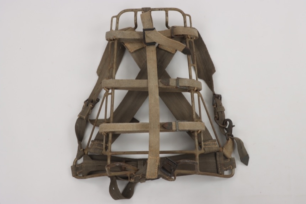 German late-war pack frame, « bvk1945 »