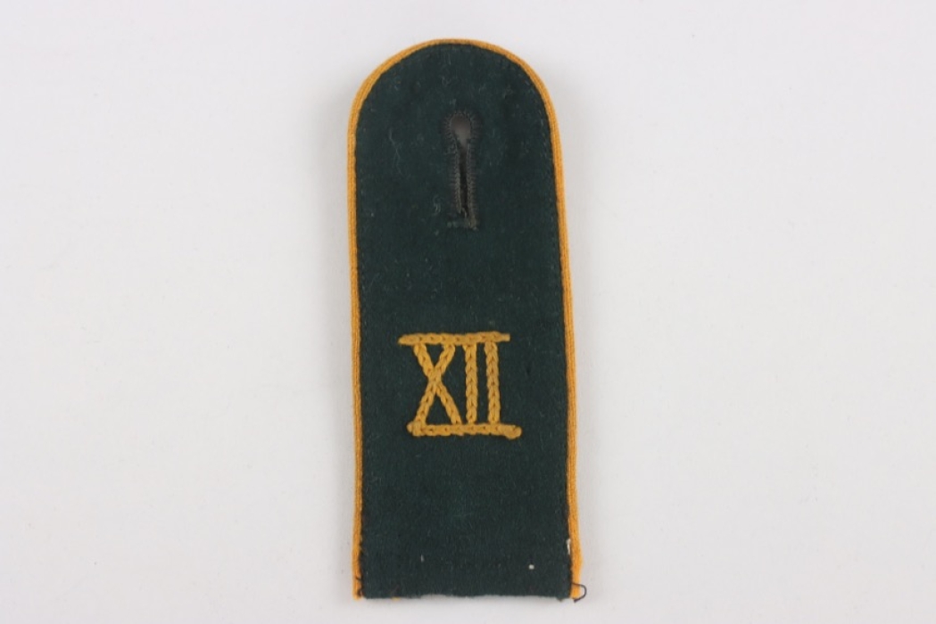 Heer shoulder strap for Kavallerie EM in service of Wehrkreis XII Wiesbaden