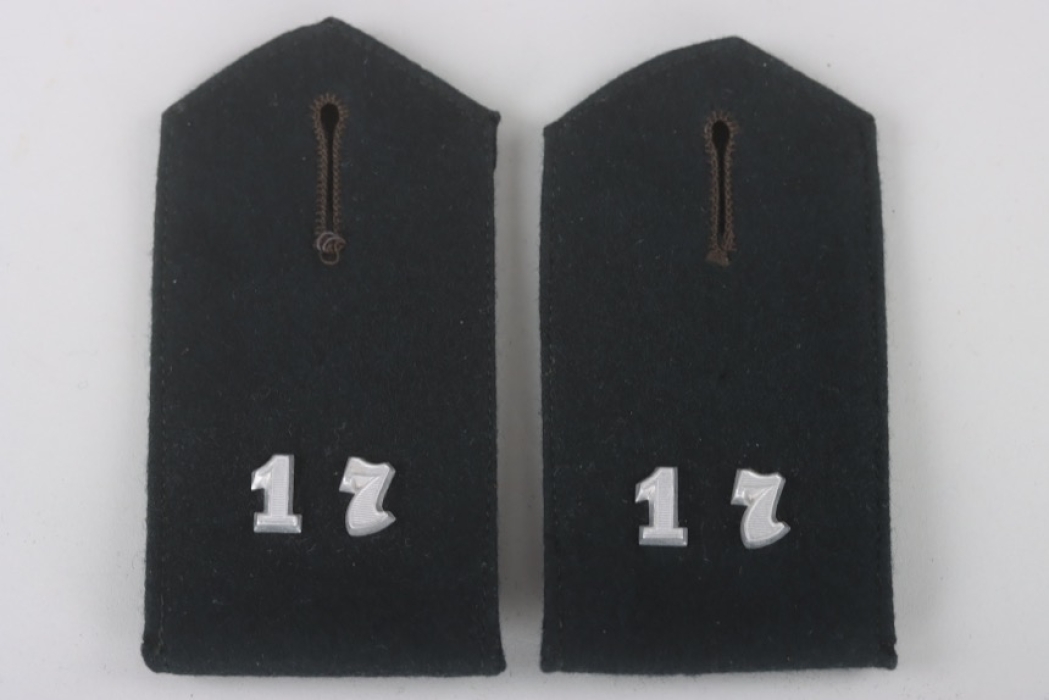 Heer shoulder straps "17" for a Ostvölker unit