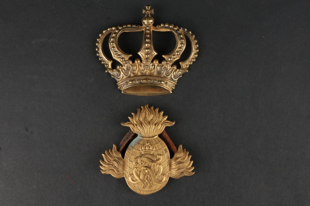 Prussia - Artillery Cartridge Box Plaque and Crown