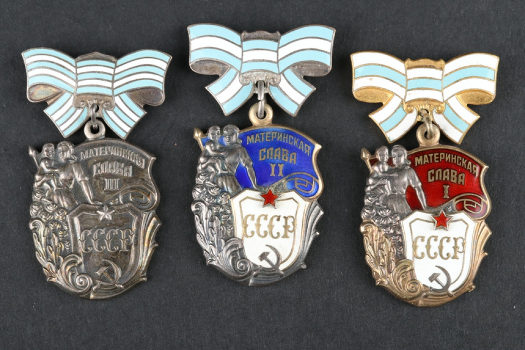 Russia - Set of Motherhood medals, Mother Heroine