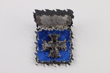 1914 Iron Cross 1st Class in case - interesting variant