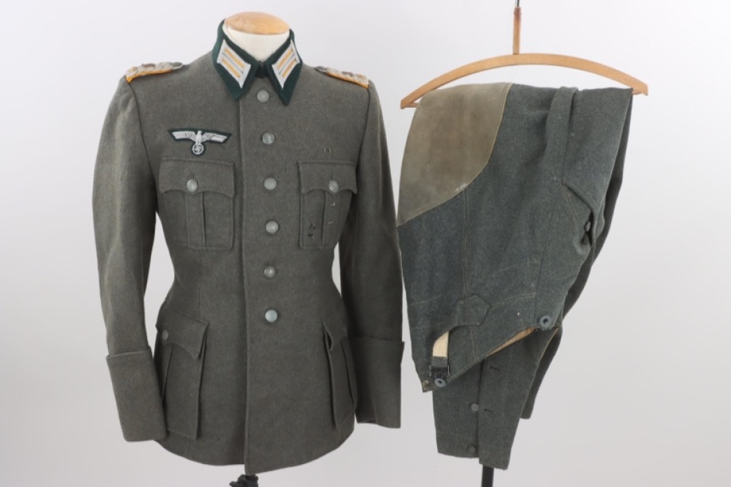 Heer Kav.Rgt.15 field tunic with Reichswehr breeches - Oberstleutnant