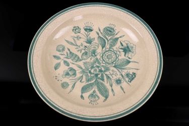 Allach - ceramic plate (flower decoration, green)