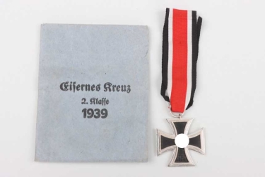 1939 Iron Cross 2nd Class with bag - Walter & Henlein
