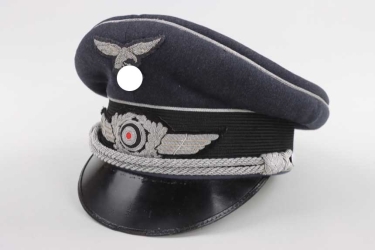 Luftwaffe visor cap for officers named to a doctor