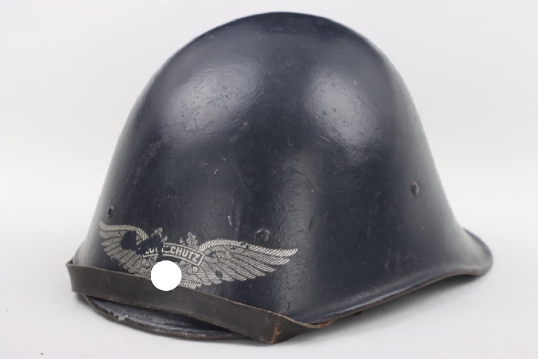 Dutch M34 helmet - German Luftschutz