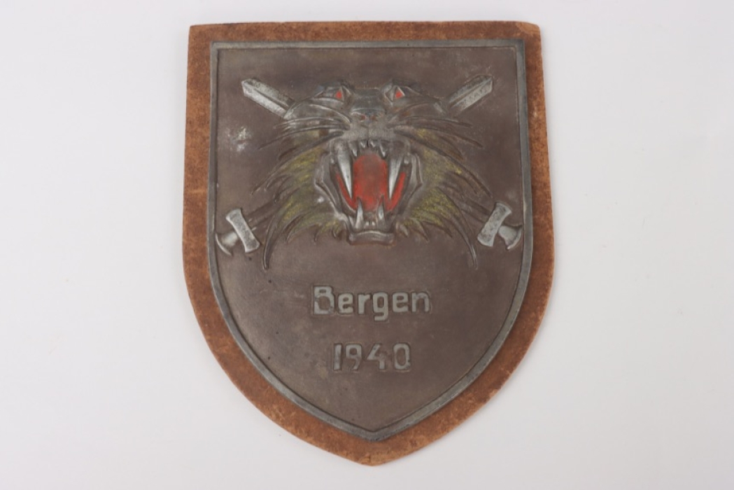 Honorary shield of the tiger association "Bergen 1940"