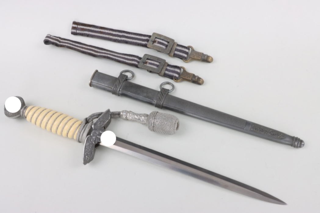 M37 Luftwaffe officer's dagger with hangers and portepee - Höller