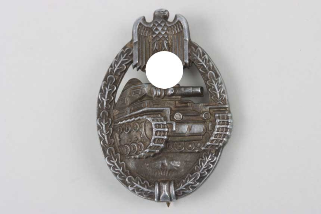 Tank Assault Badge in Bronze