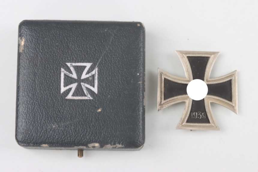 1939 Iron Cross 1st Class with green case of issue - L/15