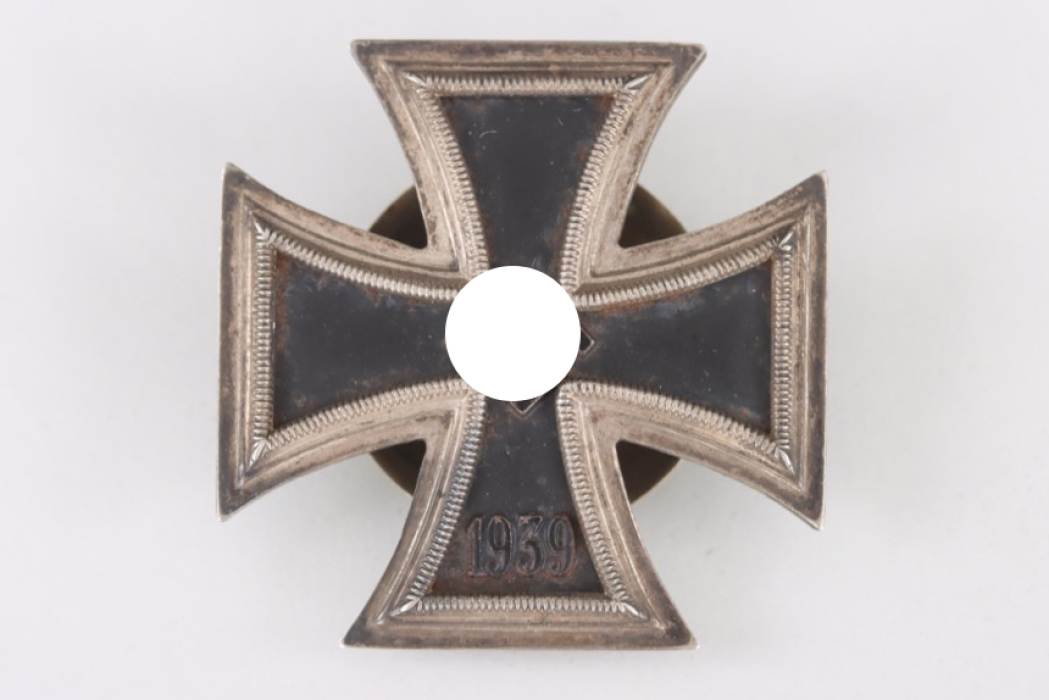 1939 Iron Cross 1st Class with screwback by Rudolf Souval "L/58"