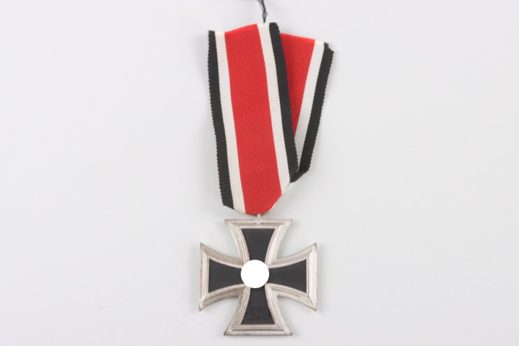 1939 Iron Cross 2nd Class by Wilhelm Deumer