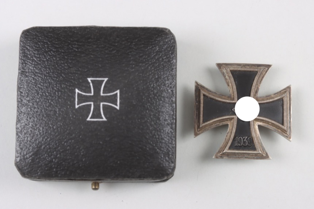 1939 Iron Cross 1st Class by Steinhauer & Lück, "4" & "L/16" + case