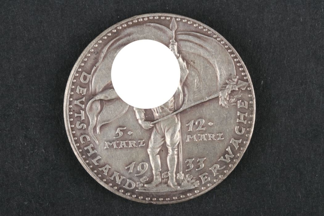 Commemorative medal on nominating HItler to Reichskanzler