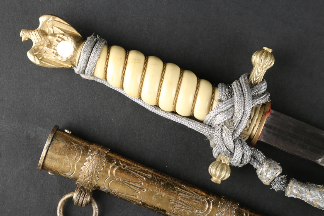 M38 Kriegsmarine officer's dagger with Portepee - ALCOSO