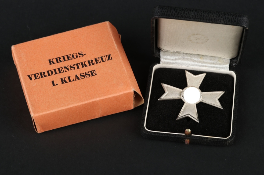 War Merit Cross 1st Class in Case and Carton