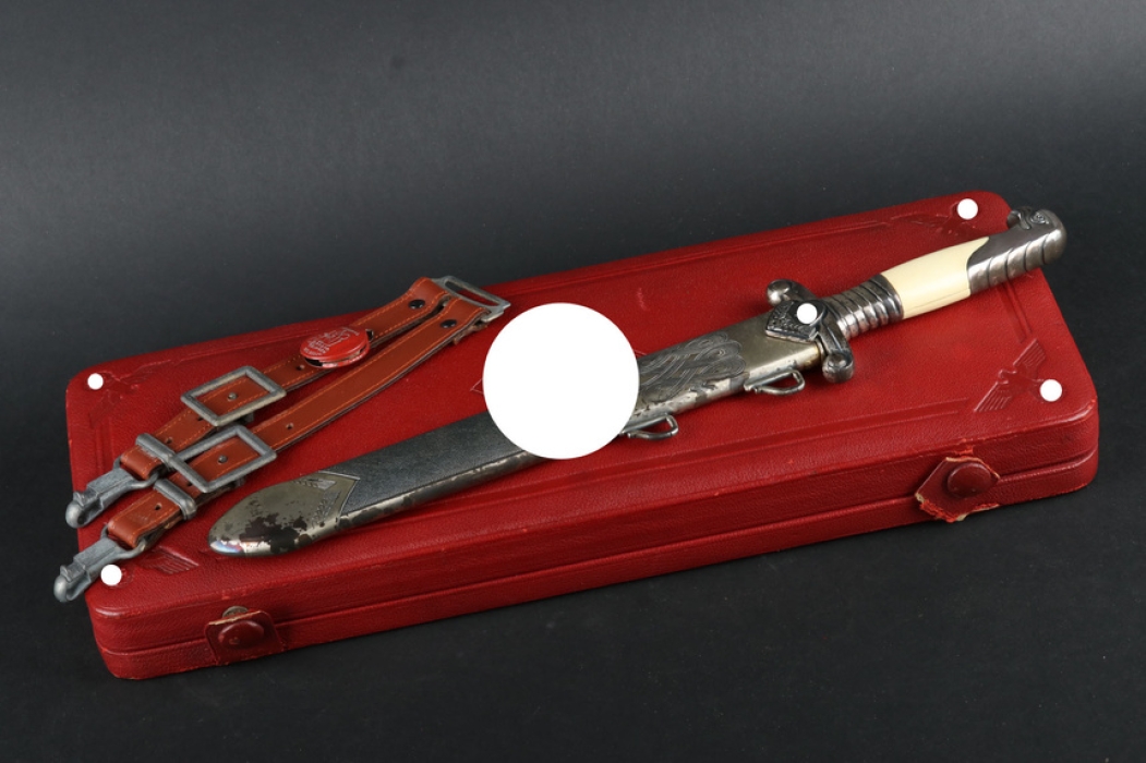 M38 RAD leader's dagger in Eickhorn Presentation Case